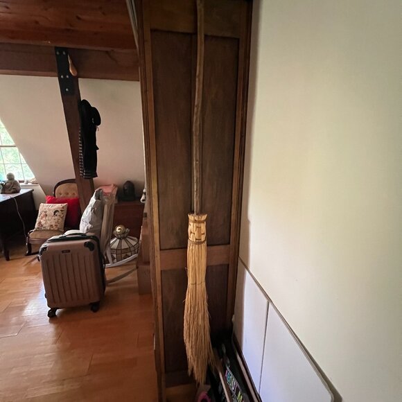 Vtg Natural Handmade Primitive Besom Broom/Ritual Tool/Witch's Broomstick, 68.5" - Picture 12 of 13